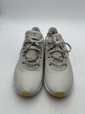 Nike Womens Legend Essential 2 Premium Leopard