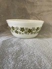 pyrex mixing bowls vintage Set Of Two.
