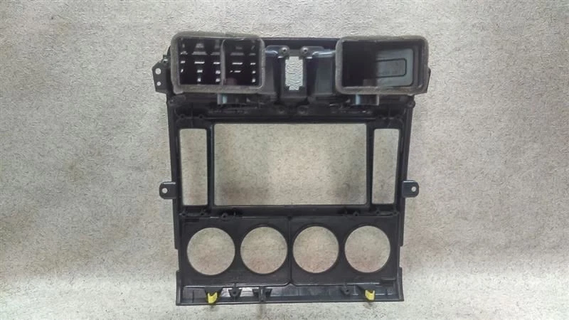 Borde de radio para tablero ventilaciones para 2002 2003 2004 2005 KIA SEDONA O19-179111 Foto 4 de 4