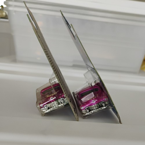 Hot Wheels 2010 STH & TH, Custom '53 Cadillac, Short Cards, Protective Cases - Picture 5 of 6