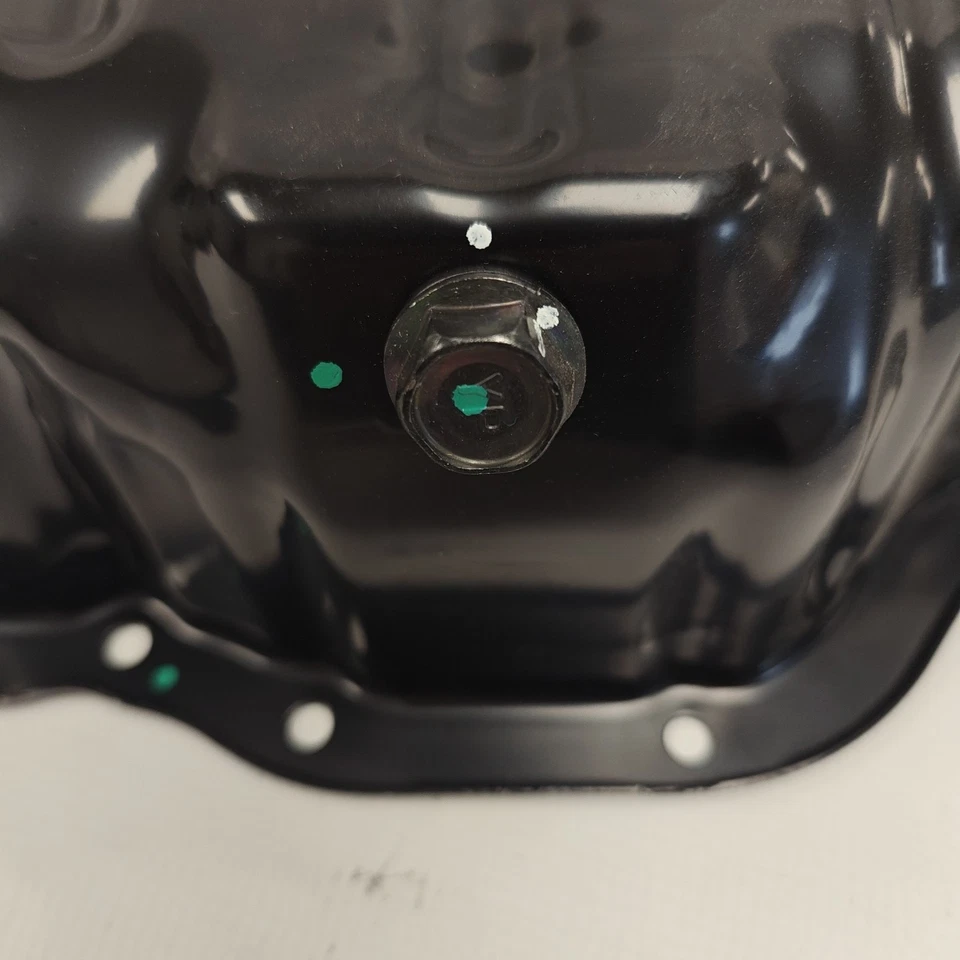 NOVO - Panela de óleo de motor 215102E040 original do fabricante para Hyundai Elantra 2019-2020 - Imagem 3 de 4