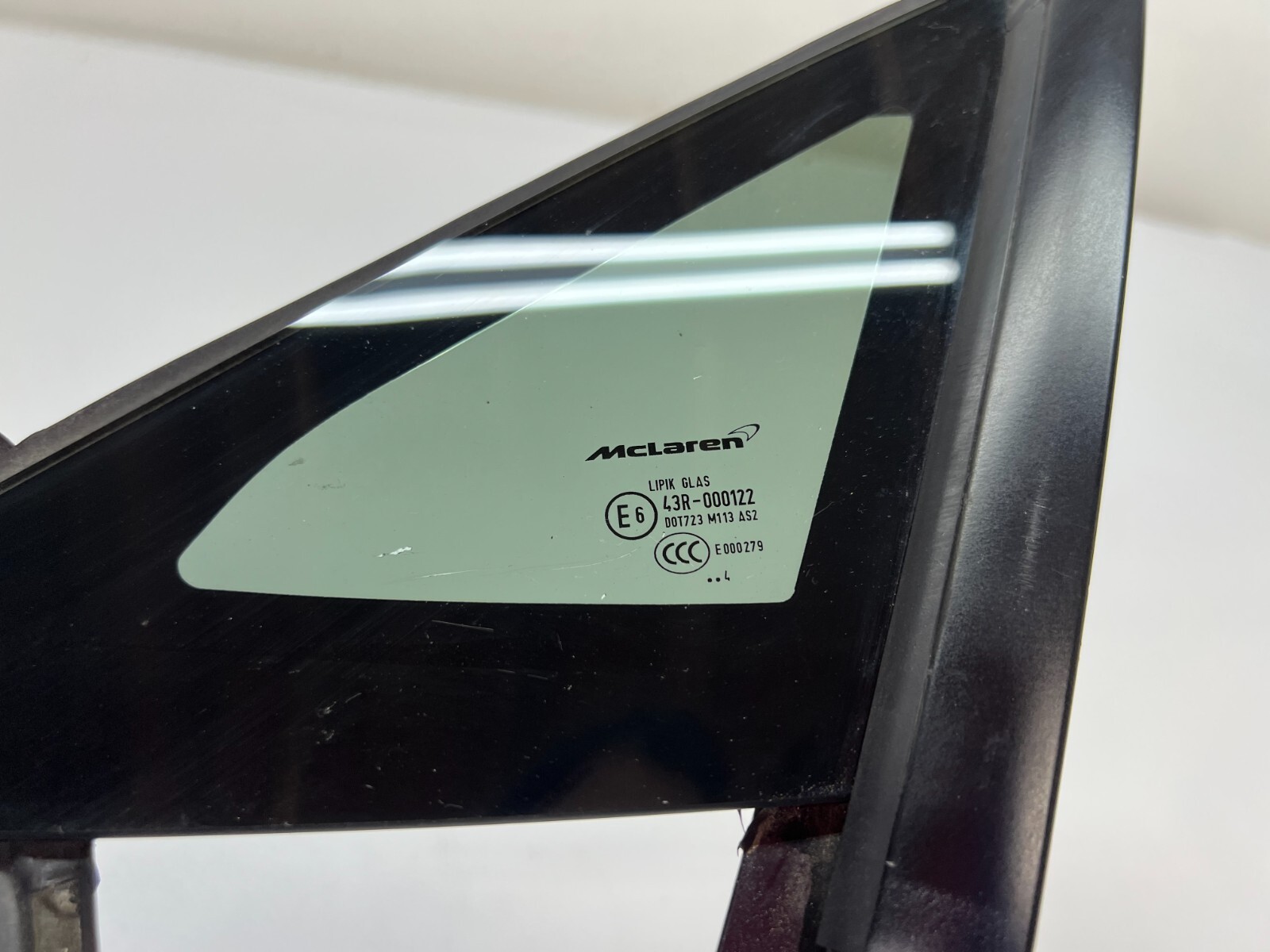 MCLAREN 650 650S FRONT LEFT DRIVER LH QUARTER DOOR CORNER VENT WINDOW GLASS OEM