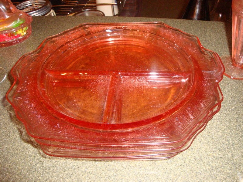 PRINCESS PINK DEPRESSION GLASS GRILL PLATES (4)
