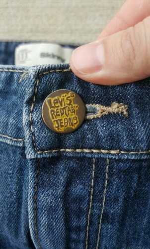 Levi Strauss Red Tab Jeans Boy's Skinny Jeans Distressed Size 12 Regular - Picture 3 of 7