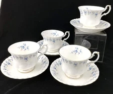 Royal Albert Memory Lane Lot of 4 Teacups & Saucers Lot A