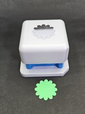 Creative Memories Place n Punch Blossom Flower Paper Punch Scrapbooking