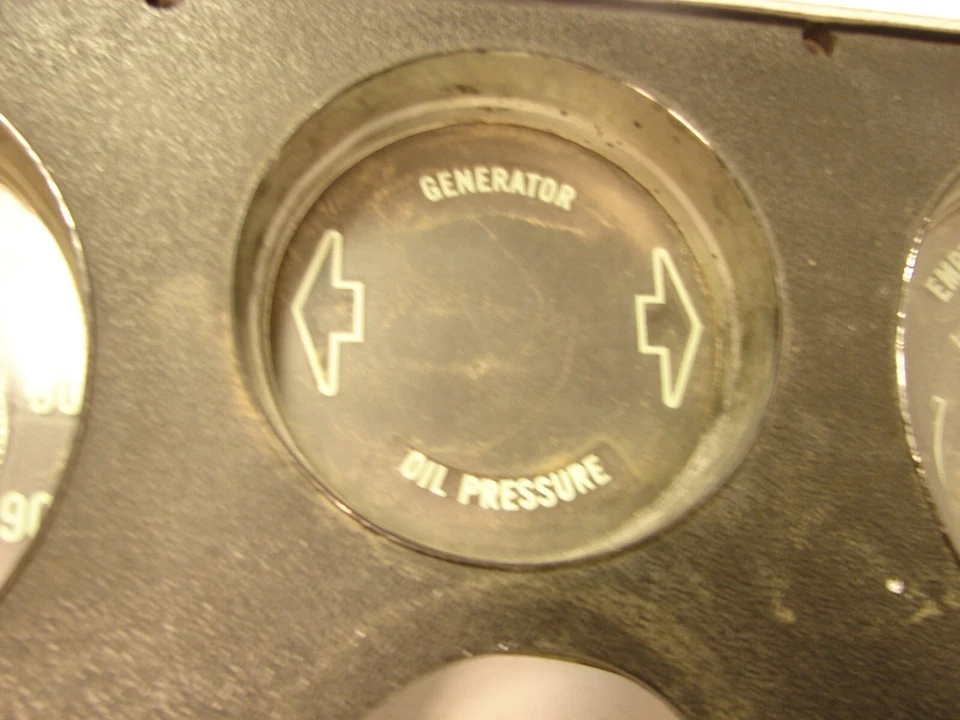 1967-1972 OEM Chevrolet C10 C20 GMC Pickup Truck Instrument Gauge Cluster - Image 3 of 4