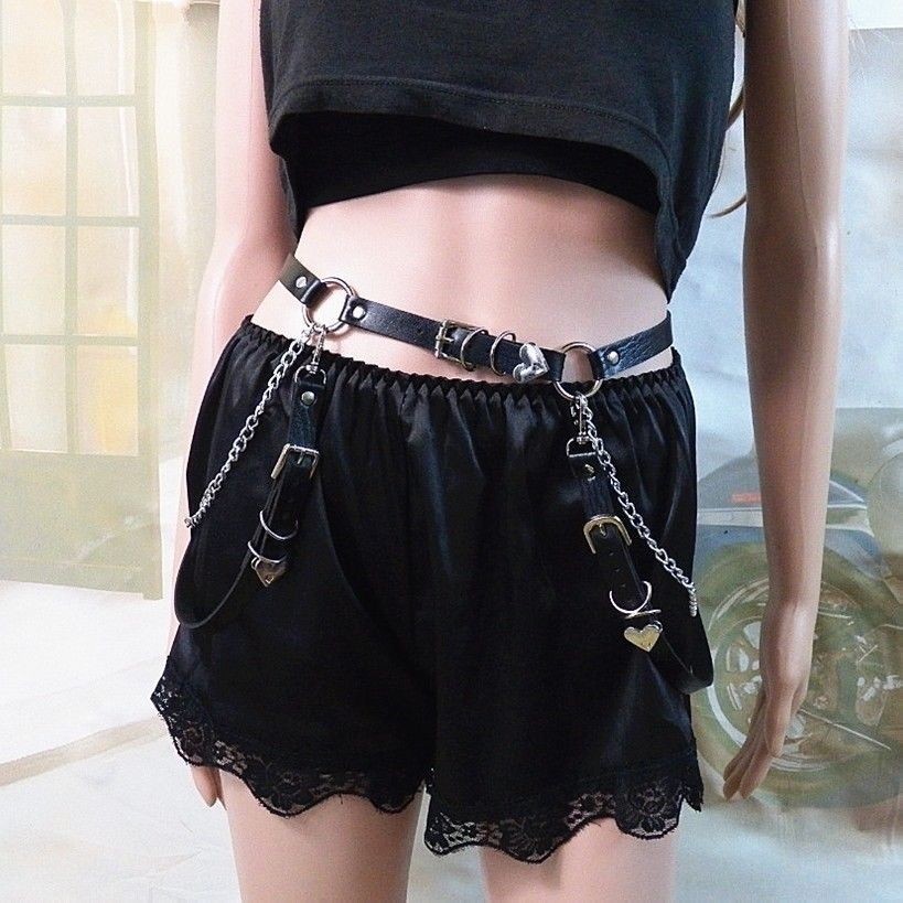 Women Punk Faux Leather Belt Metal Waist Chain Gothic Strap  display picture 2