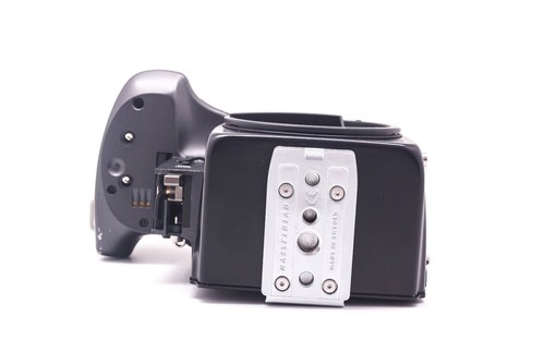 Fujifilm GX645AF Medium Format Camera Body - Picture 11 of 11