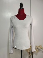 Athleta sweatshirt in light grey heather lightweight cuff thumb holes sz SX 989