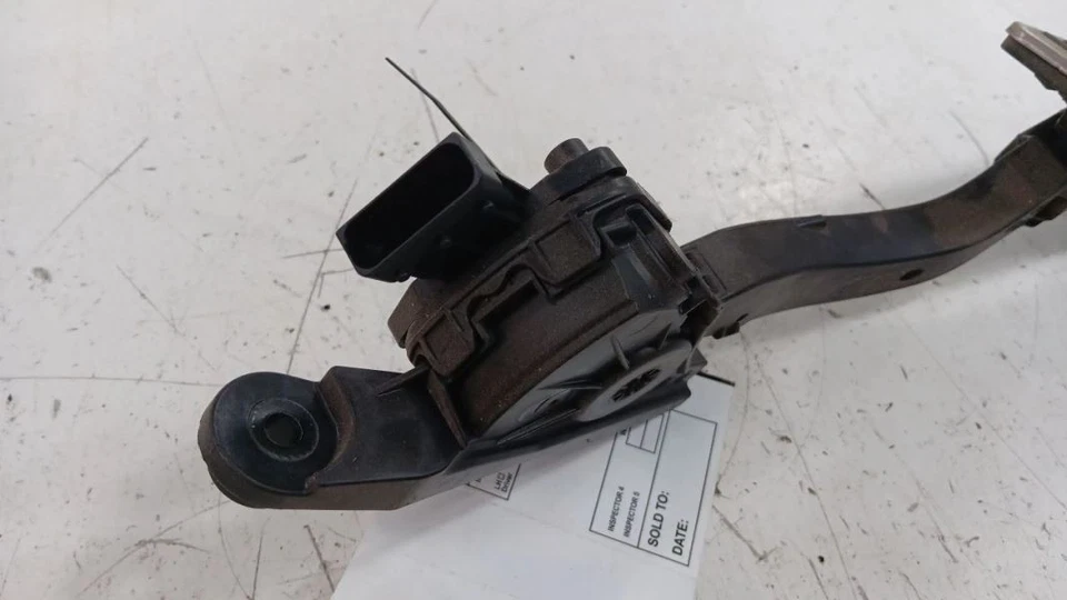 Hyundai Elantra Gas Pedal 2011 2012 2013 2014 2015 2016 - Image 2 of 4