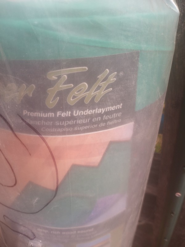 Superfelt premuim underlayment garden use 44 x 27.3 coverage