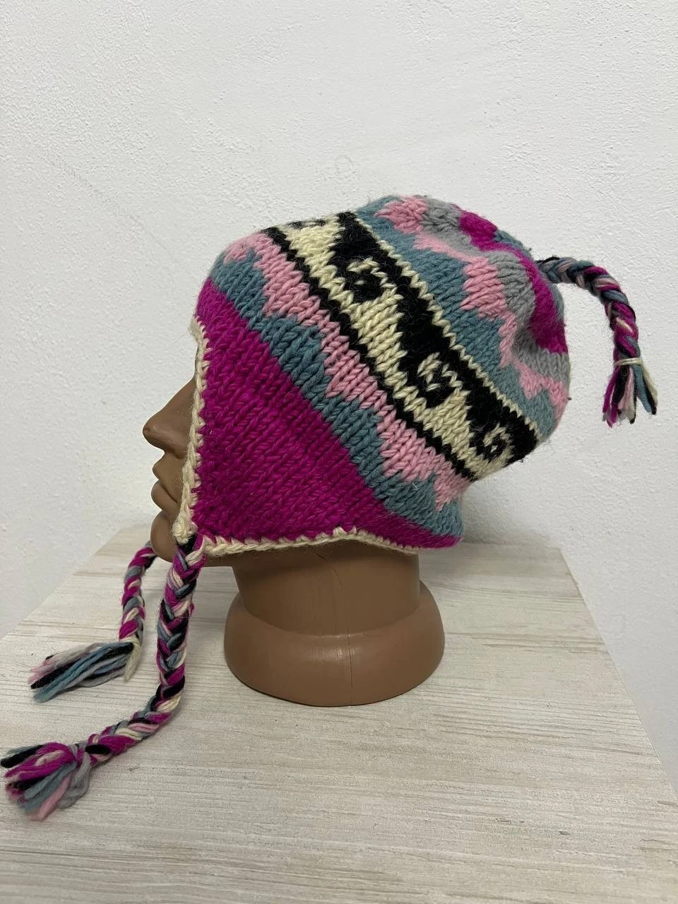 Nepal 100% Wool Knitted Hat Fleece Lined with Ear Flaps
Opens in a new window or tab