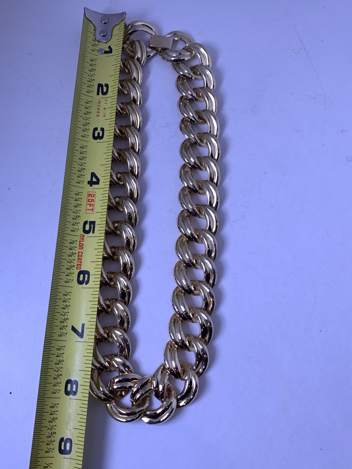 Gold Interlocking Link Statement Chunky Chain Cho… - image 5