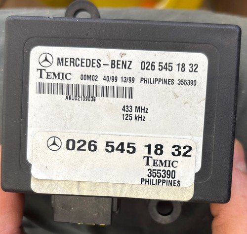 Temic Mercedes Benz VITO W638 Steuergerät Relais 355390 Wegfahrsperre 0265451832