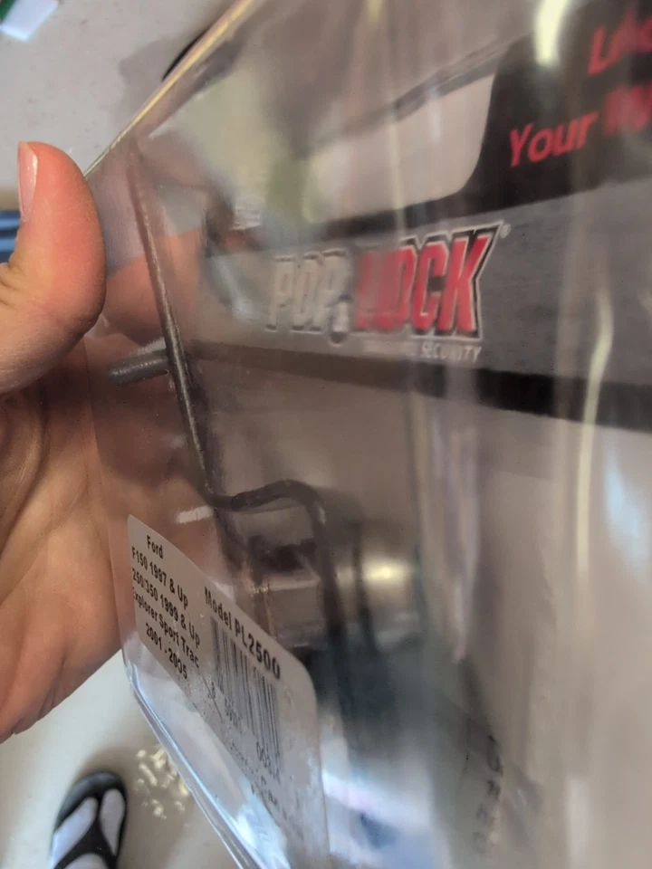 Bloqueo de puerta trasera manual Pop & Lock PL2500 negro 97-03 Ford F-150 / 99-07 F-250F-350 Foto 3 de 4