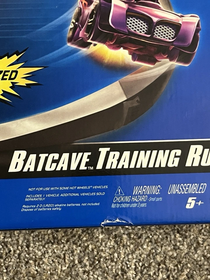 HOT WHEELS Batman Batcave Training Run Race Track & Batmobile Car w DVD RARE HTF - Image 3 of 4