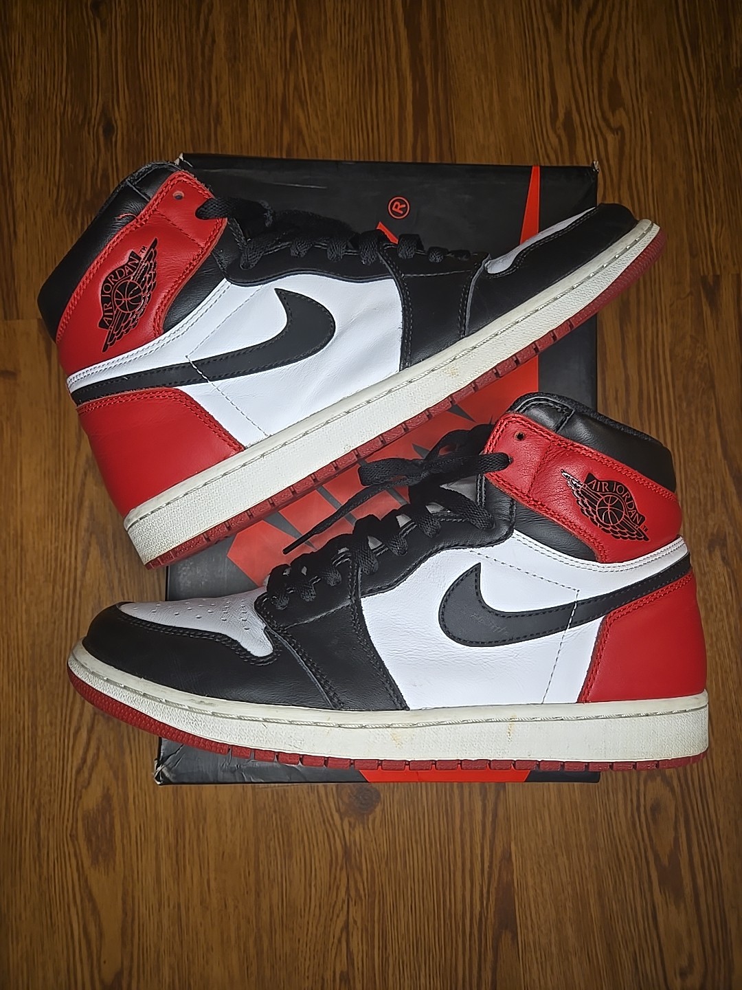 Size 10.5 - Jordan 1 Retro High OG Black Toe 2016 Men's Very Clean Fast Shipping