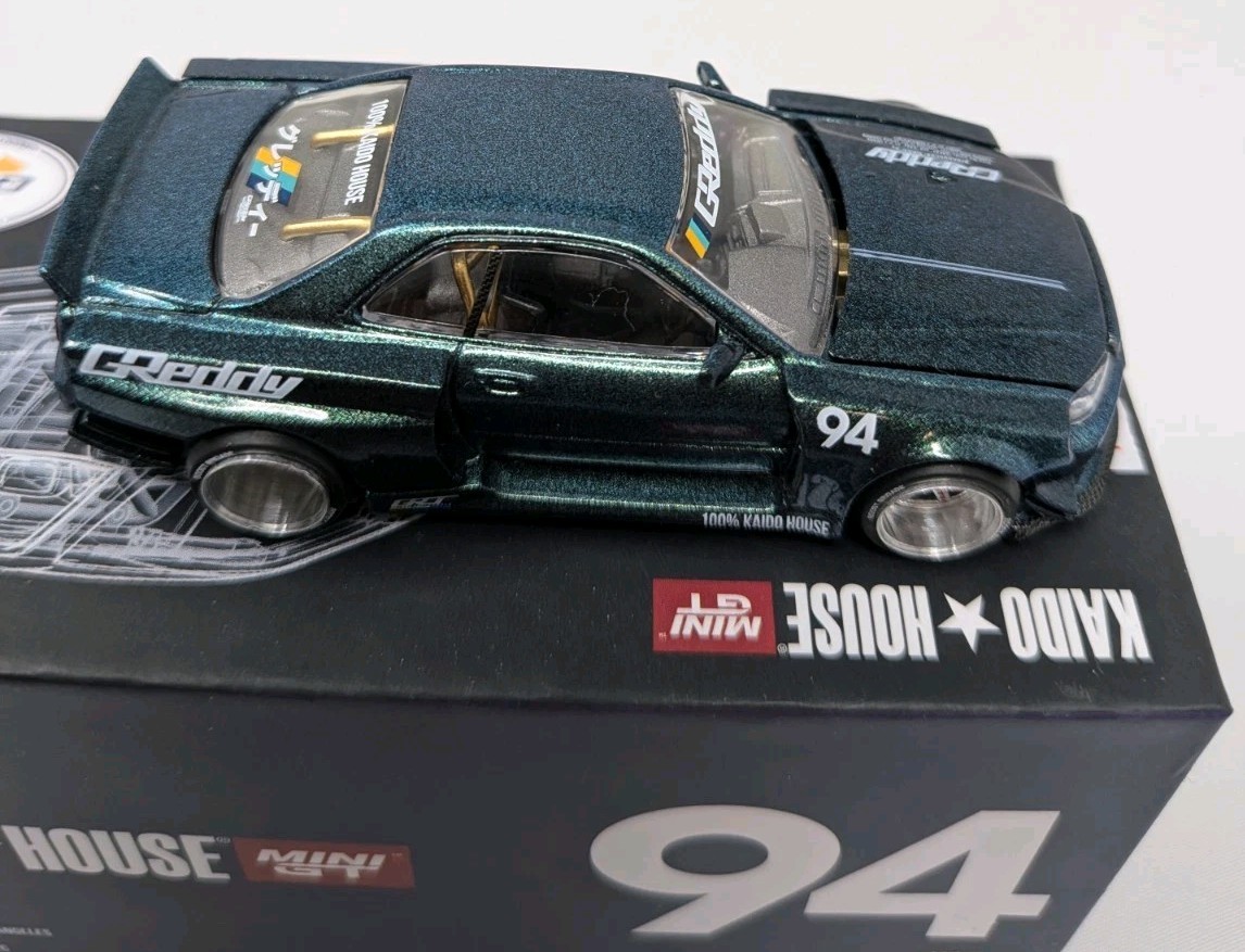 Kaido House 64 #074 Nissan Skyline GT-R (R34) Green Unseled