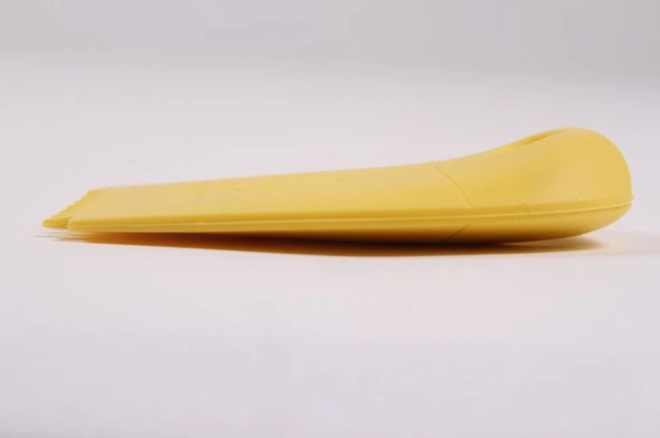 Mercer Culinary Silicone Saw Tooth Plating Wedge - Image 3 of 4