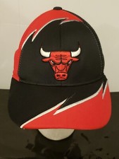 Chicago Bulls Adidas Hat Youth NBA Cap Black Red