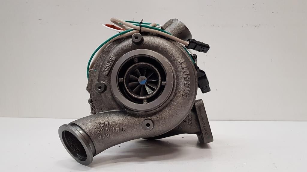 Turbosprężarka GARRETT DZ120173 RE549136 DZ118538 810039 Turbosprężarka GARRETT DZ120173 RE549136 DZ118538 810039