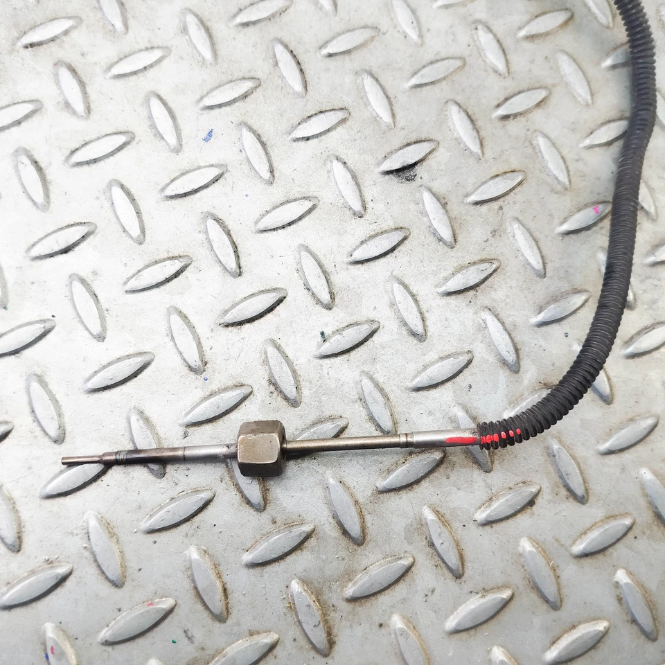 MERCEDES C CLASS S205 2017 EXHAUST TEMPERATURE SENSOR A0009059705 - image 2 of 4