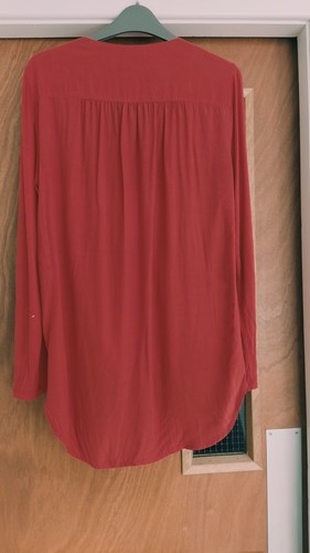 Mint Velvet viscose poppy red wrap top size 10 CHARITY SALE - 第 3/3 張圖片