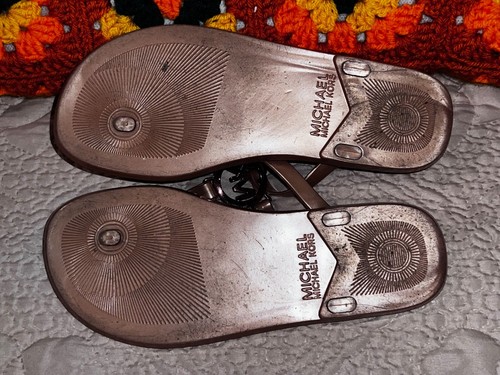 Michael Kors Sandals Womens 8 MK Thong Flip Flops Charm Jelly Cork Mauve Pink - Picture 7 of 9
