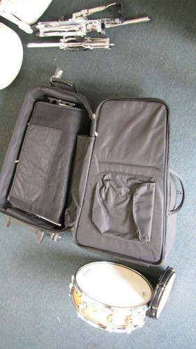 Ludwig Xylophone with Carrying Case a Ludwig Drum Head and Practice Pad - Picture 10 of 12