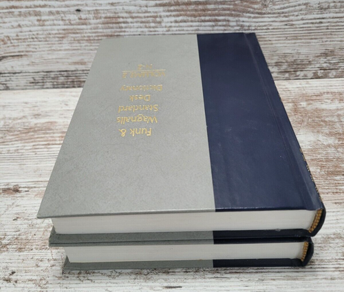Funk & Wagnalls Standard Desk Dictionary Vol 1 and 2, 1996 Hardcover Book Set - Picture 7 of 18