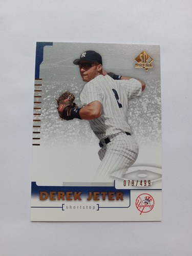 Derek Jeter [Silver] #5 2004 SP Authentic card