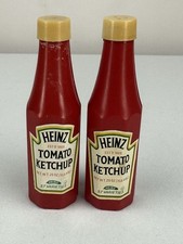 Vintage Heinz Tomato Ketchup Plastic Bottle Salt and Pepper Shakers Set