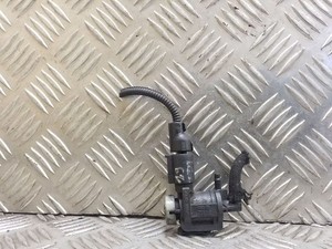 Volkswagen Golf IV 1999 Diesel 96kW Turbolader Druckwandler Magnetventil