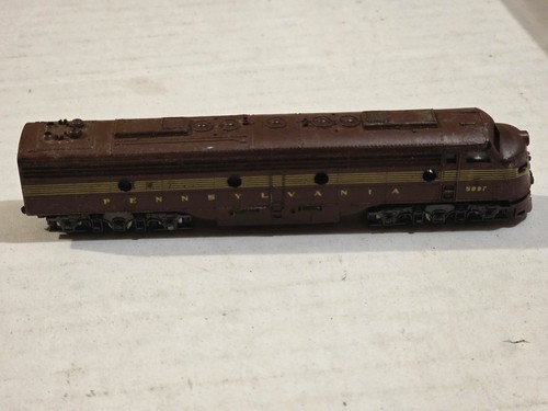 Locomotora diésel ATLAS N #5887 Pennsylvania E8A | Condition: Used