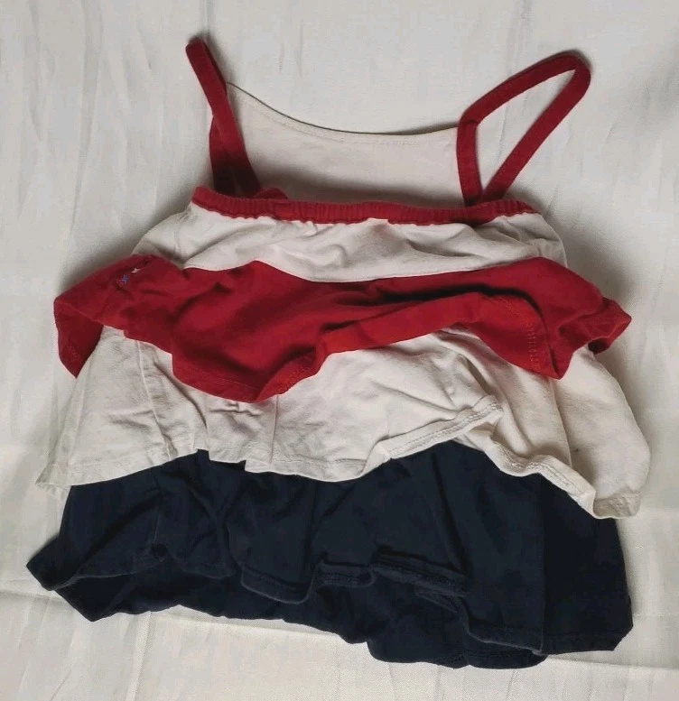 Vestido para niña Oshkosh rojo, blanco y azul con volantes talla 5 Foto 2 de 3