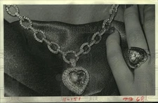 1984 Press Photo Baranyai's 12-caret, heart-shaped diamond mounted in 18-karet