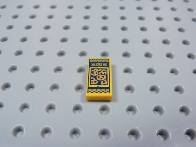 LEGO Bright Yellow Orange 1x2 Printed Pretzel Box Tile Food Minifig AB