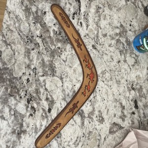 Vintage Mid Century Wooden Australian Boomerang Kangaroos & Lizards Souvenir