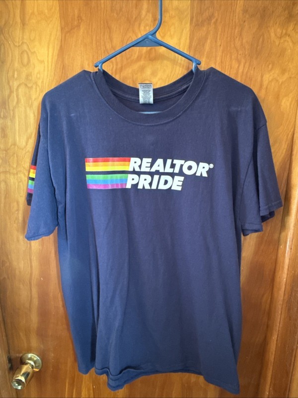 Men’s Used Realtor Pride Shirt - Size Large