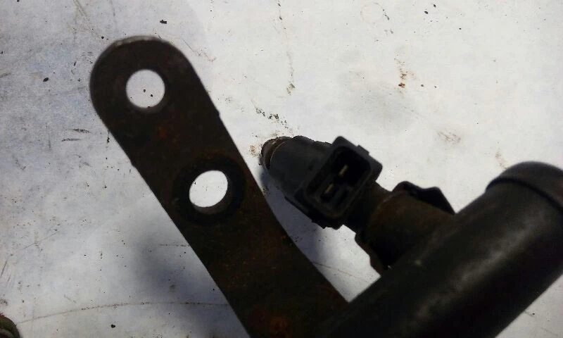 Inyector de combustible para piezas de inyección de combustible Chrysler Cirrus 95-97 2,4 L Foto 2 de 4