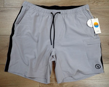 NEW VUORI MENS ELEVATE KORE 7" UTILITY SHORTS SEA FOG GREY LARGE L V3098 GYM RUN