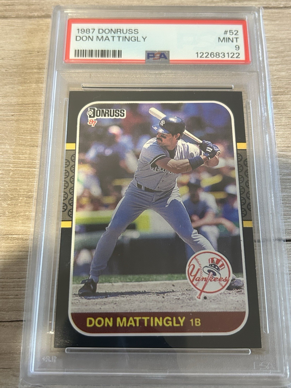 1987 DONRUSS #52 DON MATTINGLY YANKEES PSA 9