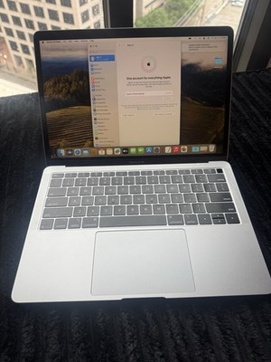 Apple MacBook Air 13'' (2019) i5 1.6GHz 8GB 128GB SSD Wi-Fi Silver