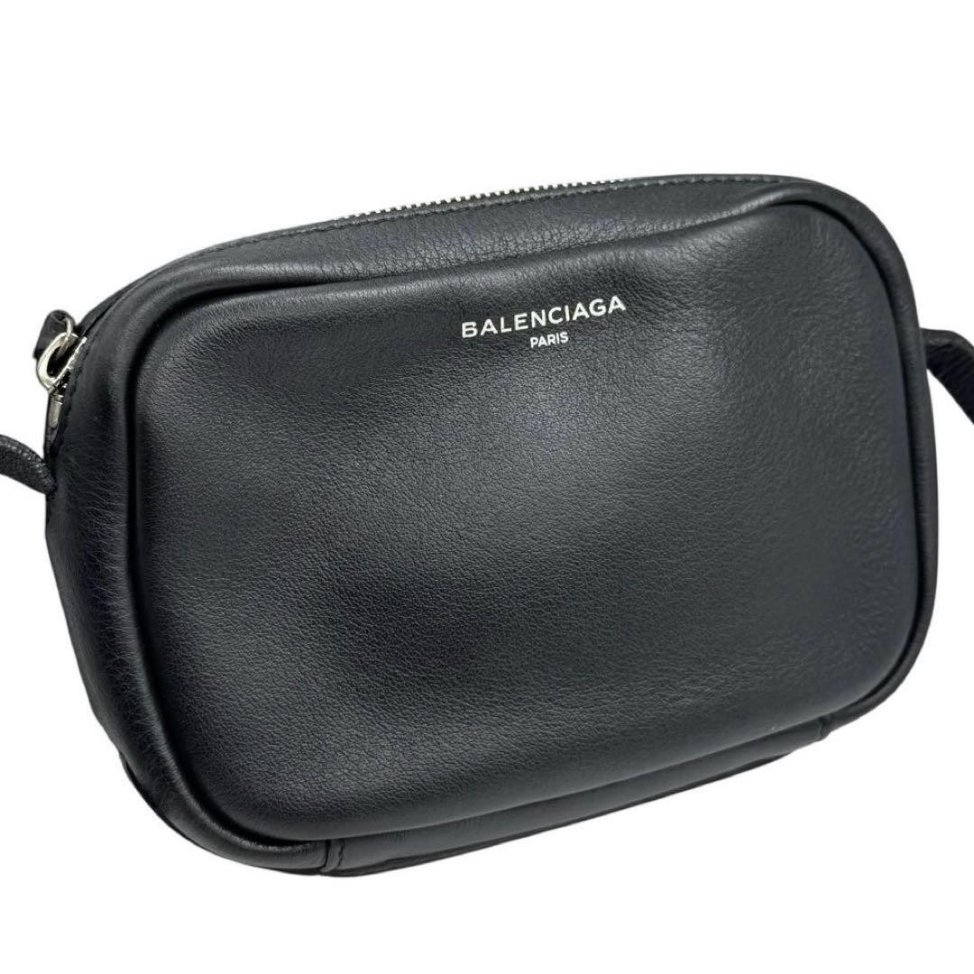 BALENCIAGA Bag: Everyday Camera Bag XS 489809 Black W17H11.5D5.5cm w/o acce;03