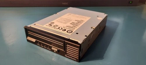 Immaculate Quantum Ultrium LTO4 HH SAS Internal Tape Backup Drive TC-L42AN