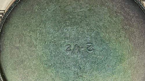 (1) JOHN DEERE, E76561, 2.5 INCH DUST COVER CAP, OLD STOCK, NEW AND UNUSED - Picture 11 of 19