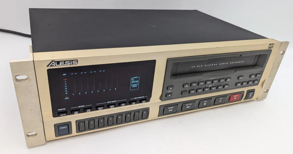 VTG ALESIS ADAT XT20 Multi-Track Digital Audio Recorder w/ VHS Tape PARTS/REPAIR - Image 2 of 4