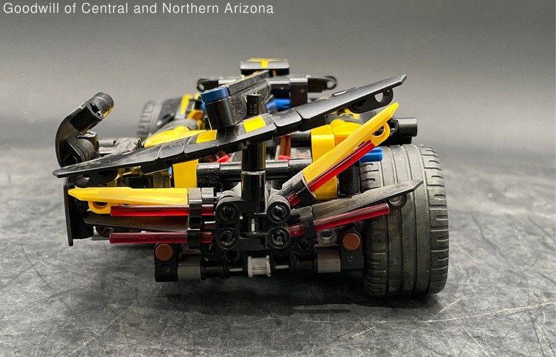 42151 LEGO Technic Bugatti Bolide