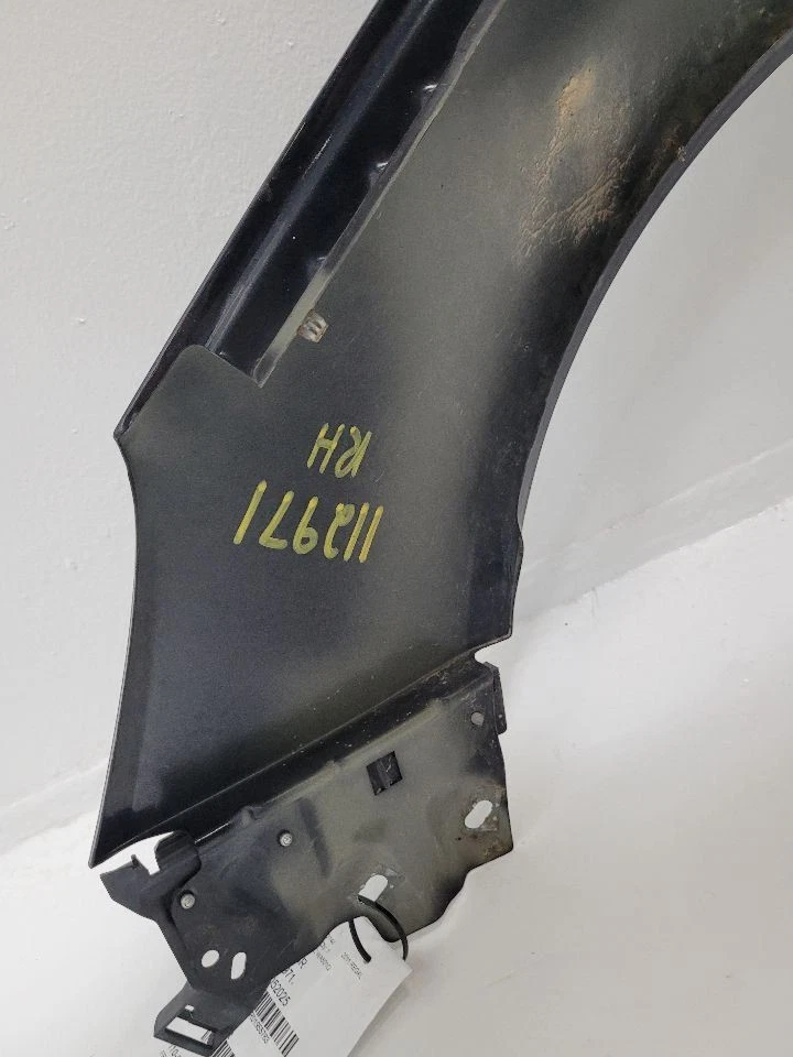 2011 BUICK REGAL Passenger Fender CXL Germany Built - Изображение 3 из 4